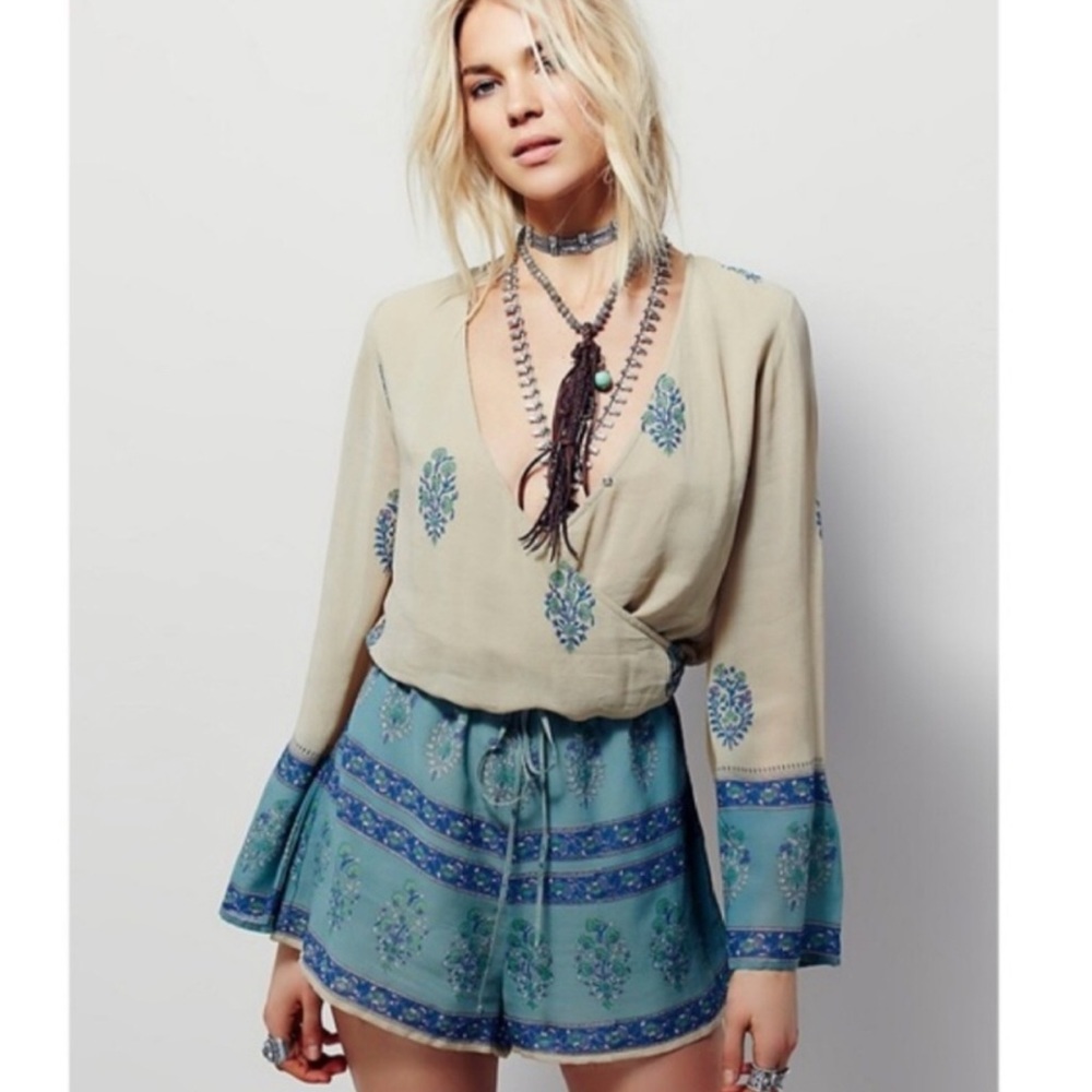 Free People romper long sleeve shorts small new